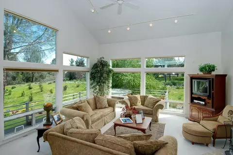 8925 Mirage Ct, Redding, CA 96001 photo 8