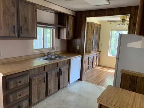 1112 Yogi Ct, Redding, CA 96003 photo 9