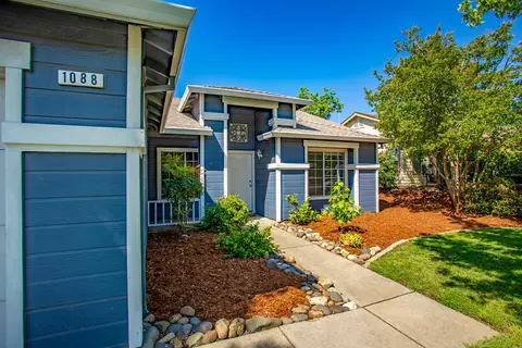 1088 Grouse Dr, Redding, CA 96003 photo 2
