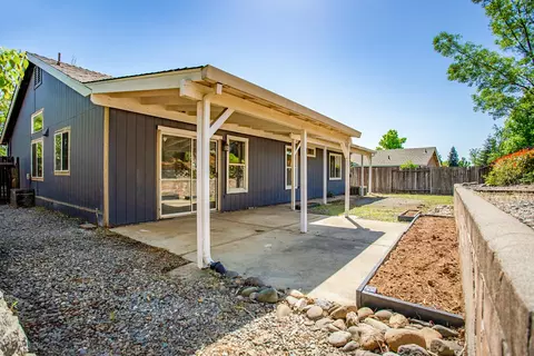1088 Grouse Dr, Redding, CA 96003 photo 15