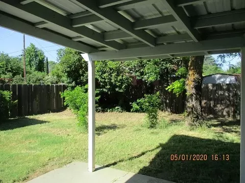 550 Homestead Dr, Red Bluff, CA 96080 photo 4