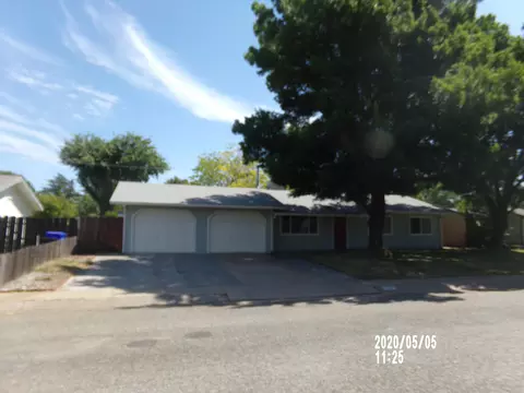 550 Homestead Dr, Red Bluff, CA 96080 photo 2