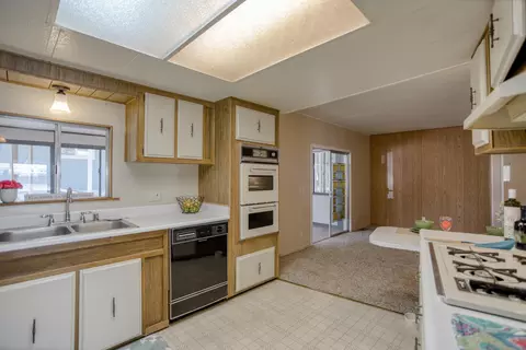 440 Red Cedar, Redding, CA 96003 photo 18