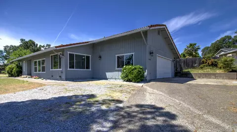 3580 Dwayne Ct, Redding, CA 96001 photo 1