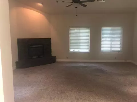 2975 Dove St, Redding, CA 96001 photo 5