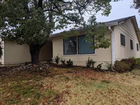 2780 Shasta St, Redding, CA 96001 photo 2