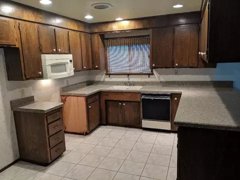 2780 Shasta St, Redding, CA 96001 photo 10