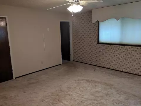 2780 Shasta St, Redding, CA 96001 photo 11