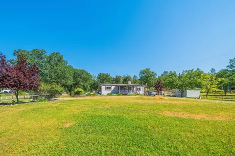 13859 Schole Dr, Redding, CA 96003 photo 4