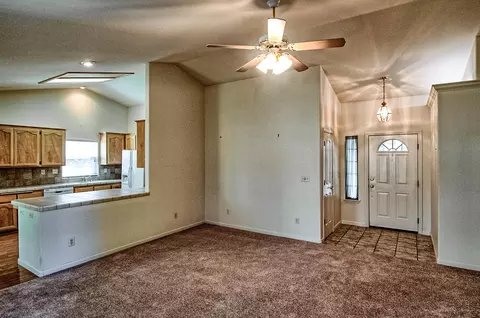 1706 Vineyard Trl, Redding, CA 96003 photo 5
