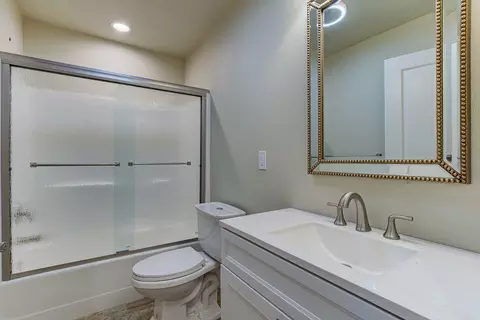 16981 Catalina Way, Redding, CA 96003 photo 7