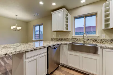 16981 Catalina Way, Redding, CA 96003 photo 28