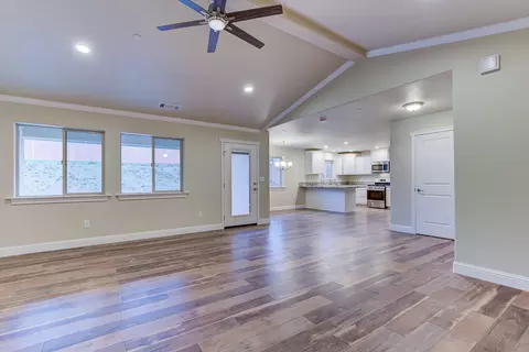16981 Catalina Way, Redding, CA 96003 photo 15