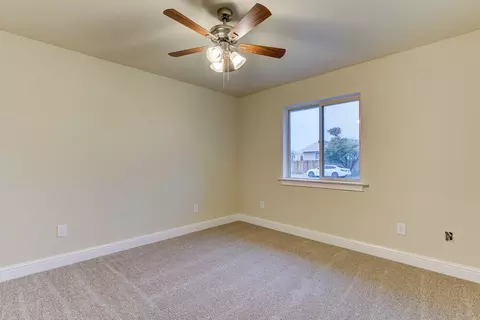 16981 Catalina Way, Redding, CA 96003 photo 3