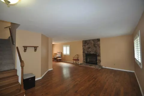 3071 Northwoods Way, Redding, CA 96002 photo 6