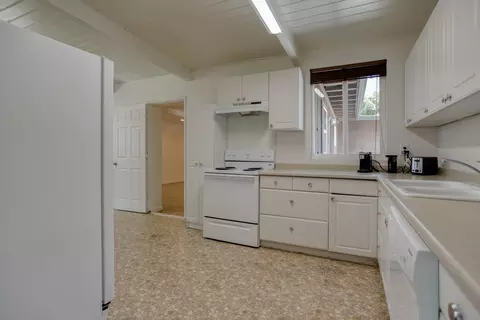 3251 School St, Redding, CA 96002 photo 14
