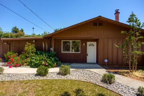 3251 School St, Redding, CA 96002 photo 3