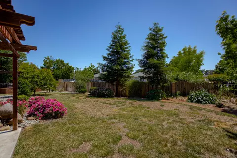 3251 School St, Redding, CA 96002 photo 25