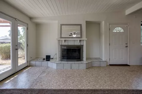 3251 School St, Redding, CA 96002 photo 9