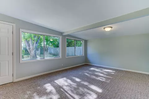 2807 Fairway Ave, Redding, CA 96002 photo 17