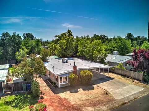 2807 Fairway Ave, Redding, CA 96002 photo 3