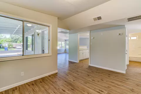 2807 Fairway Ave, Redding, CA 96002 photo 11