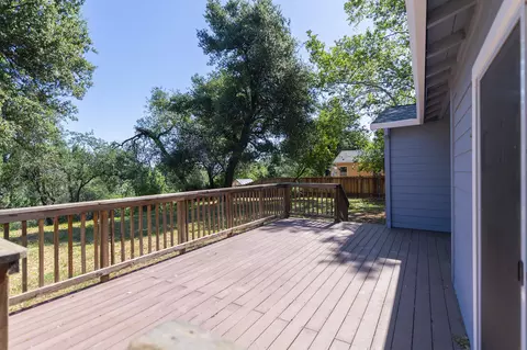 801 Lakeview Dr, Redding, CA 96001 photo 27