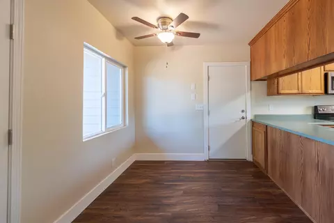 801 Lakeview Dr, Redding, CA 96001 photo 8