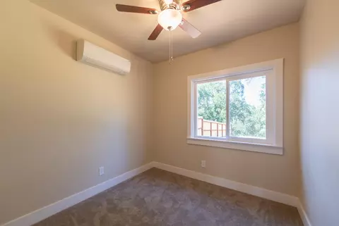 801 Lakeview Dr, Redding, CA 96001 photo 22