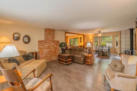 20739 Old Alturas Rd, Redding, CA 96003 photo 4