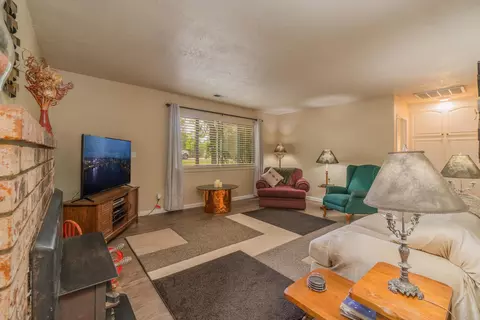 20739 Old Alturas Rd, Redding, CA 96003 photo 18