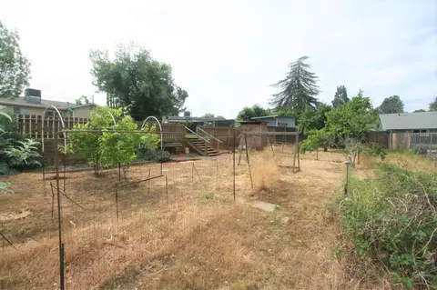 2864 King St, Redding, CA 96002 photo 21