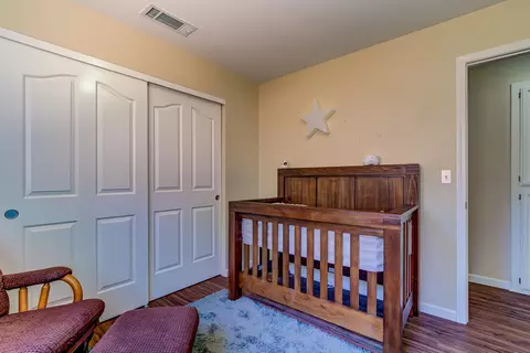 1937 Trumpet Dr, Redding, CA 96003 photo 17