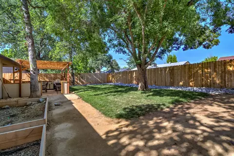 1937 Trumpet Dr, Redding, CA 96003 photo 33