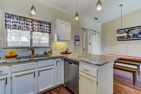 1937 Trumpet Dr, Redding, CA 96003 photo 8