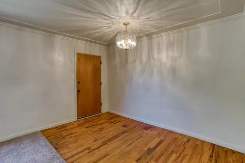 2199 Oxford Rd, Redding, CA 96002 photo 5