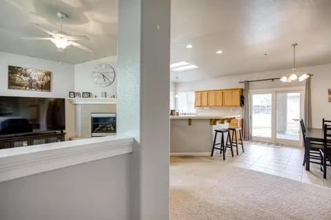 2618 Rhinestone Way, Redding, CA 96001 photo 9