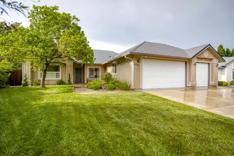 2618 Rhinestone Way, Redding, CA 96001 photo 1