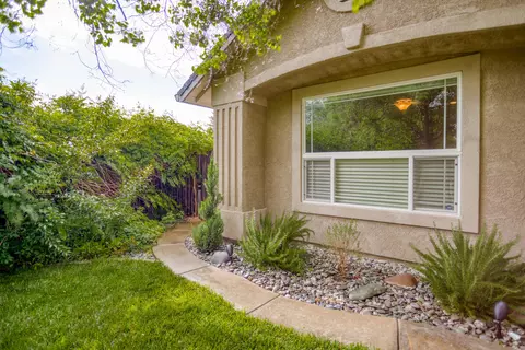 2618 Rhinestone Way, Redding, CA 96001 photo 5