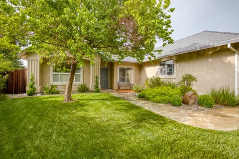 2618 Rhinestone Way, Redding, CA 96001 photo 4