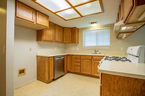 717 Coronado St, Redding, CA 96003 photo 7