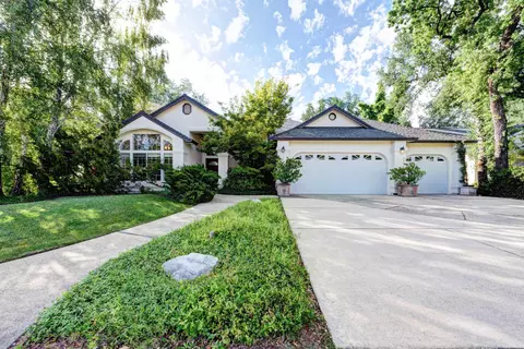 5791 Constitution Way, Redding, CA 96003 photo 1