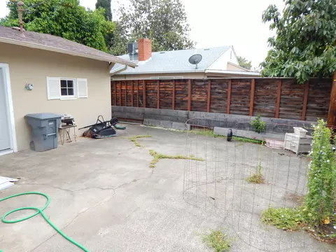 2130 Canal Dr, Redding, CA 96001 photo 46