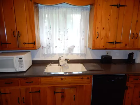 2130 Canal Dr, Redding, CA 96001 photo 11