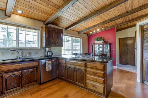 2505 Howard Dr, Redding, CA 96001 photo 5