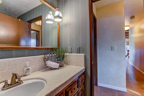 2505 Howard Dr, Redding, CA 96001 photo 27