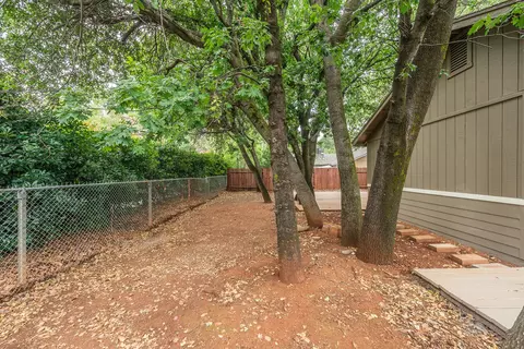 1729 Morningsun Dr, Redding, CA 96002 photo 33