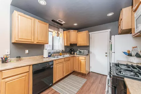 1729 Morningsun Dr, Redding, CA 96002 photo 17