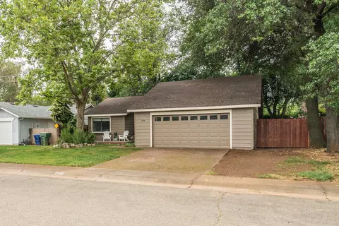 1729 Morningsun Dr, Redding, CA 96002 photo 43
