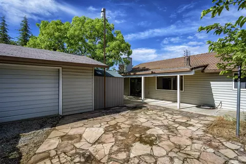 11557 Norton Ln, Redding, CA 96003 photo 32